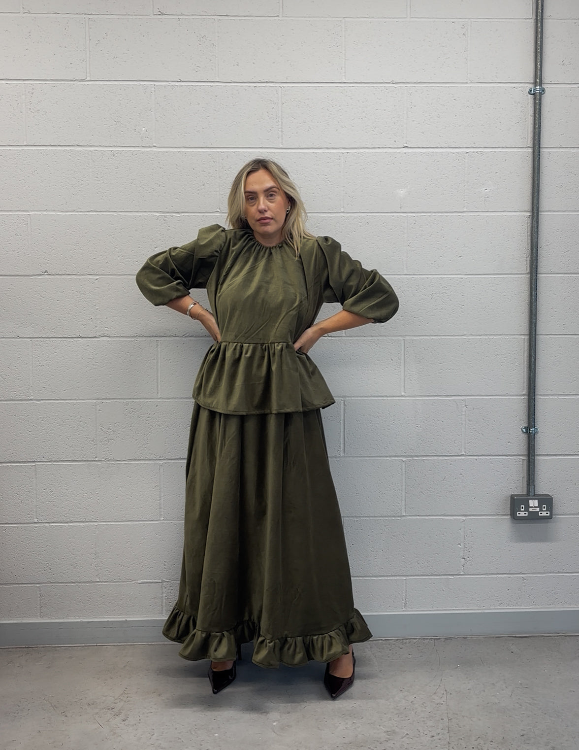 PRE ORDER VELVET OLIVE RUFFLE SKIRT