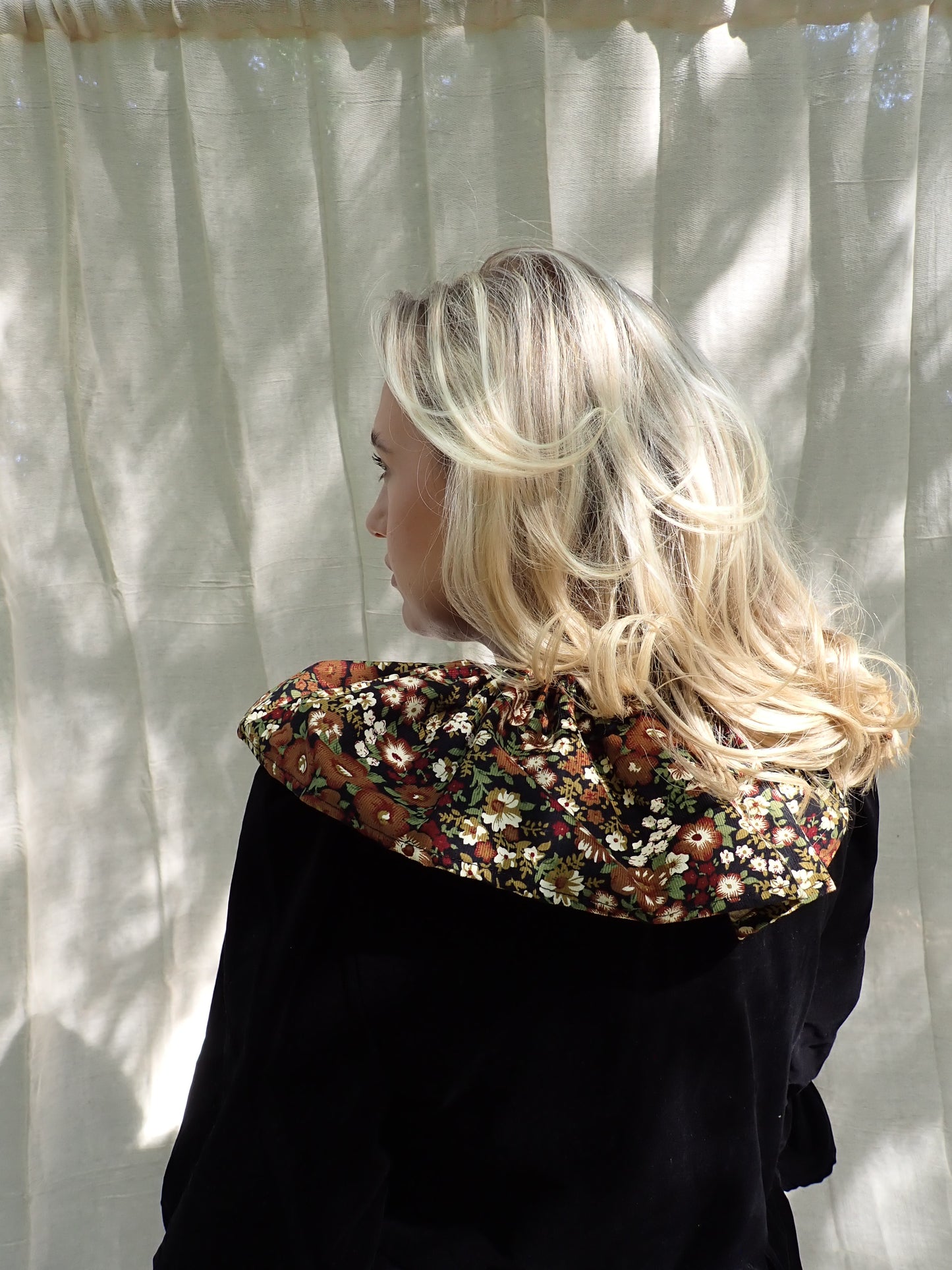 DETACHABLE OVERSIZED COLLAR