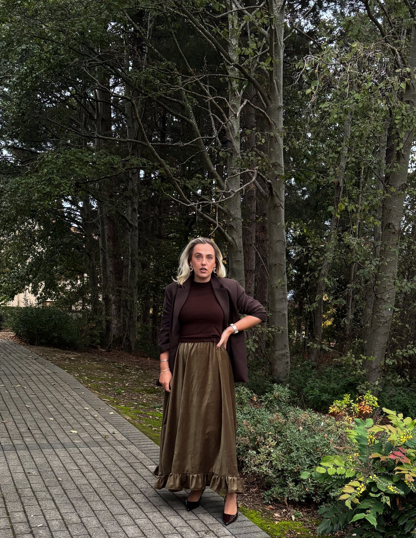 PRE ORDER VELVET OLIVE RUFFLE SKIRT