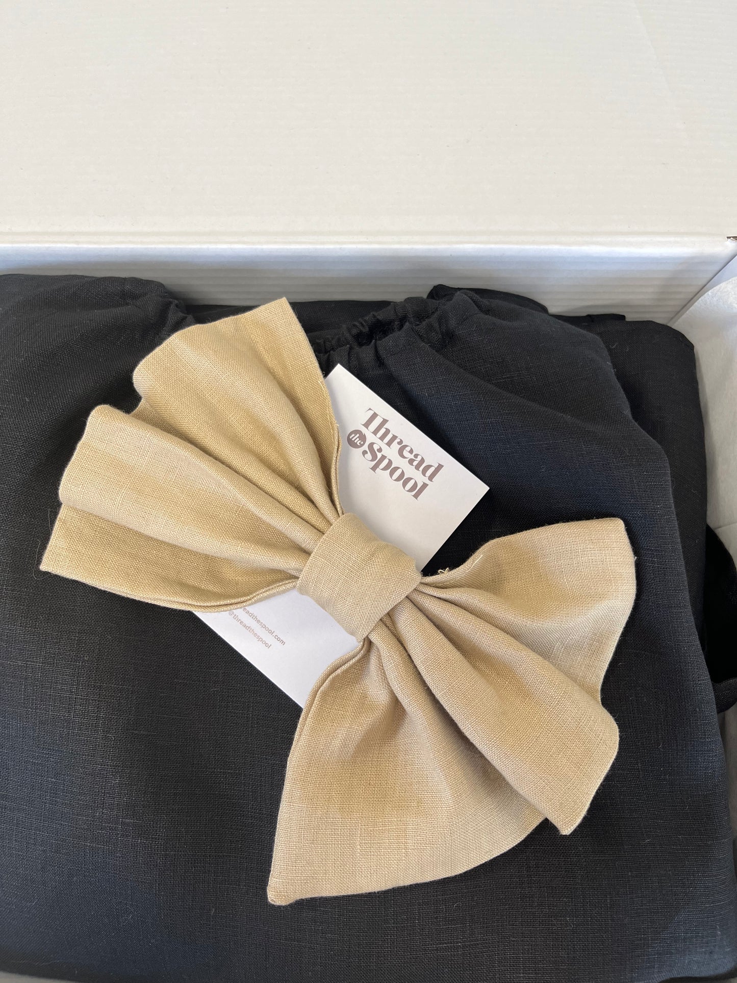 WOMENS HAIR BOWS