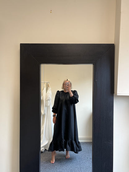 PRE ORDER OLIVIA RUFFLE DRESS