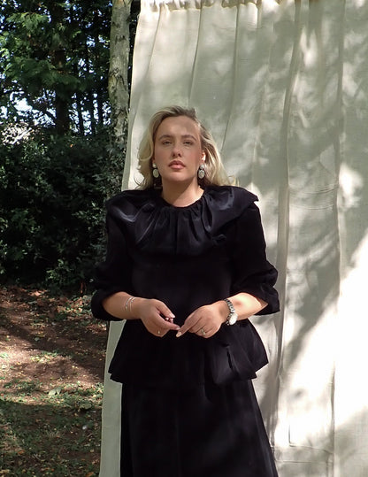 DETACHABLE OVERSIZED COLLAR