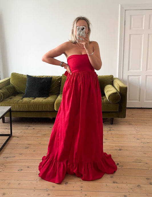 PRE ORDER HANNAH RUFFLE