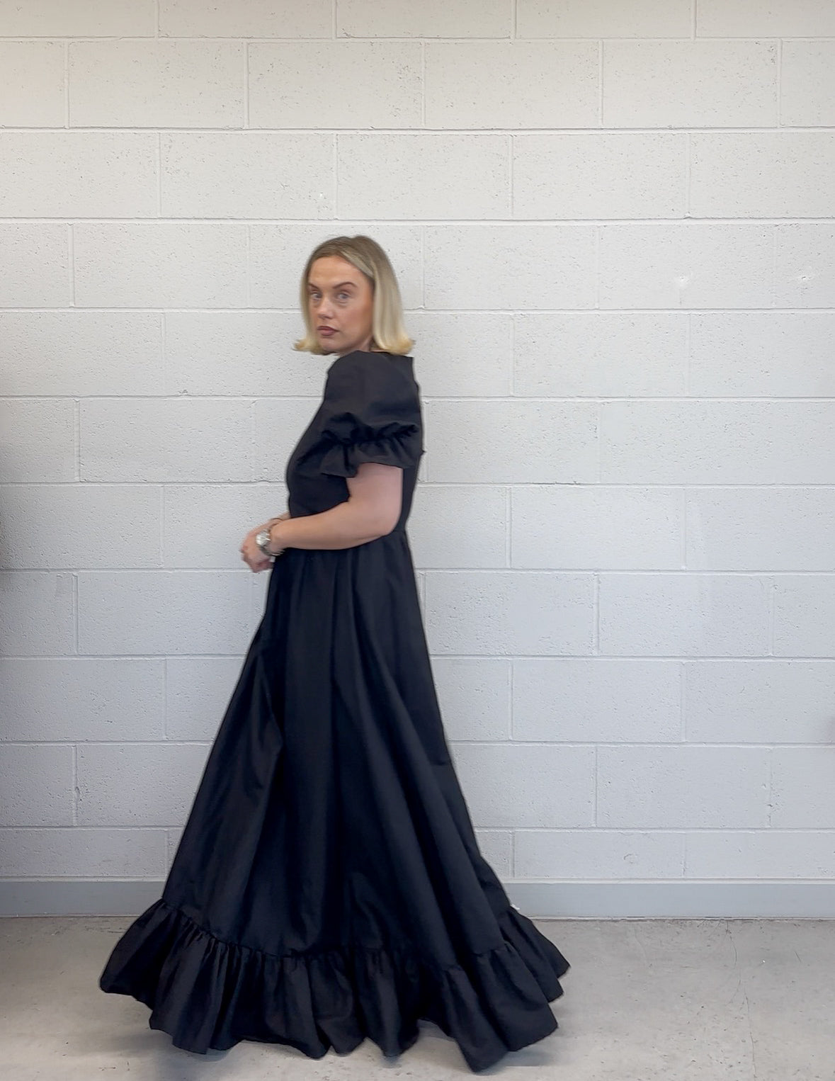 PRE ORDER ELIZABETH GOWN